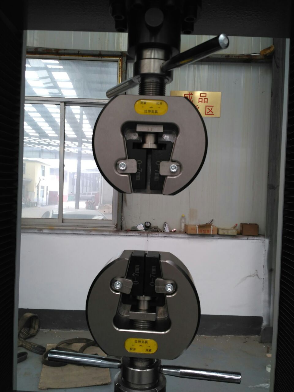 如何選擇適合的試驗機夾具 如何選擇適合的試驗機夾具