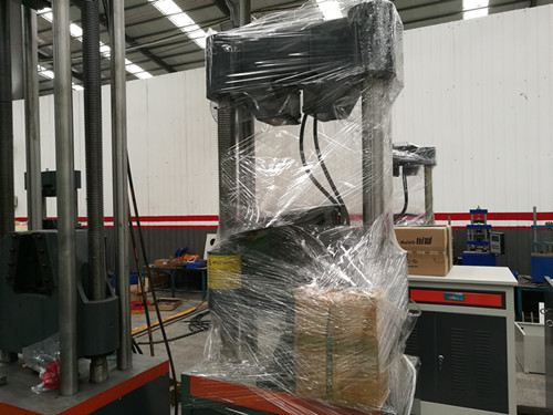 灰鐵鑄件液壓萬能拉力試驗機順利發貨