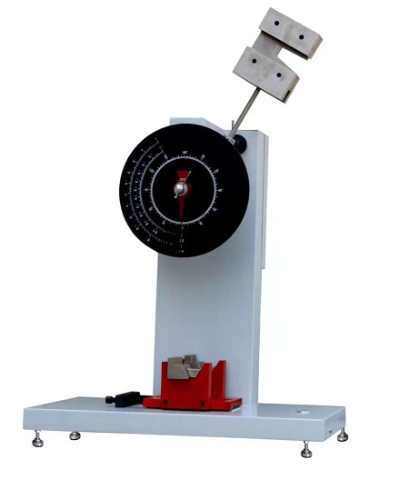 半自動(dòng)擺錘沖擊試驗(yàn)機(jī)的試驗(yàn)方法和設(shè)備構(gòu)造